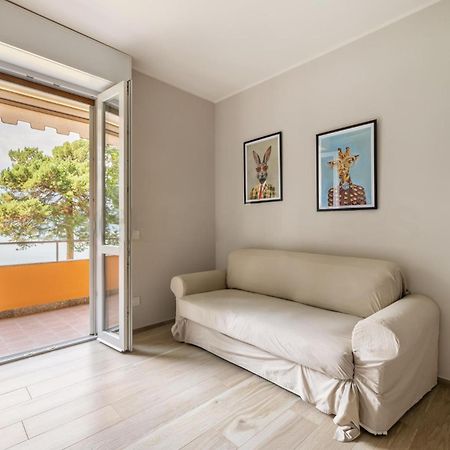 La Casa Di Giulia - Holiday Home Ranco Dış mekan fotoğraf
